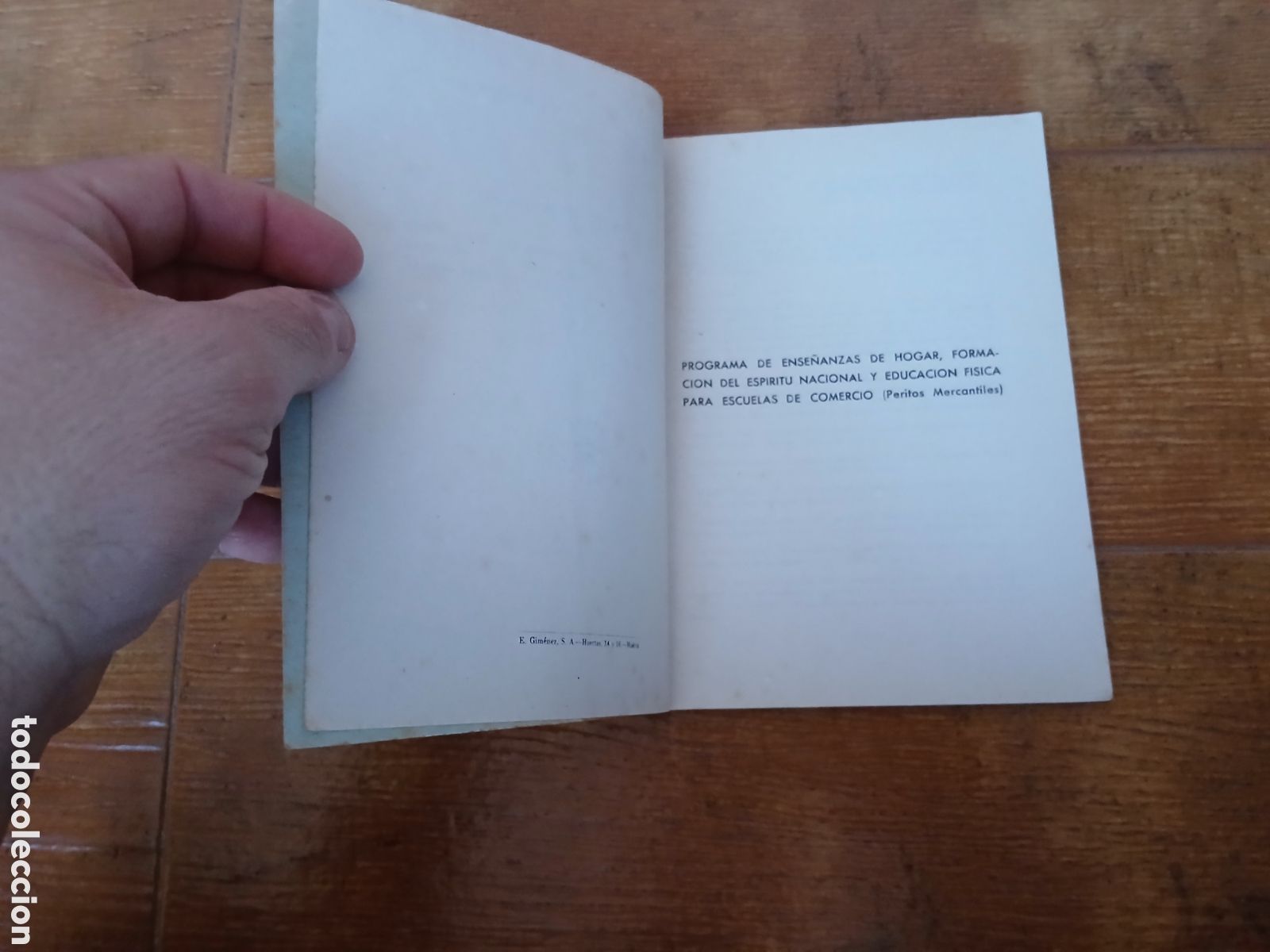 Libros de segunda mano: Libro Programa de Ense&ntilde;anzas de Hogar, Formaci&oacute;n del Esp&iacute;ritu Nacional... (Libro de Escuela 1.954) - Foto 3