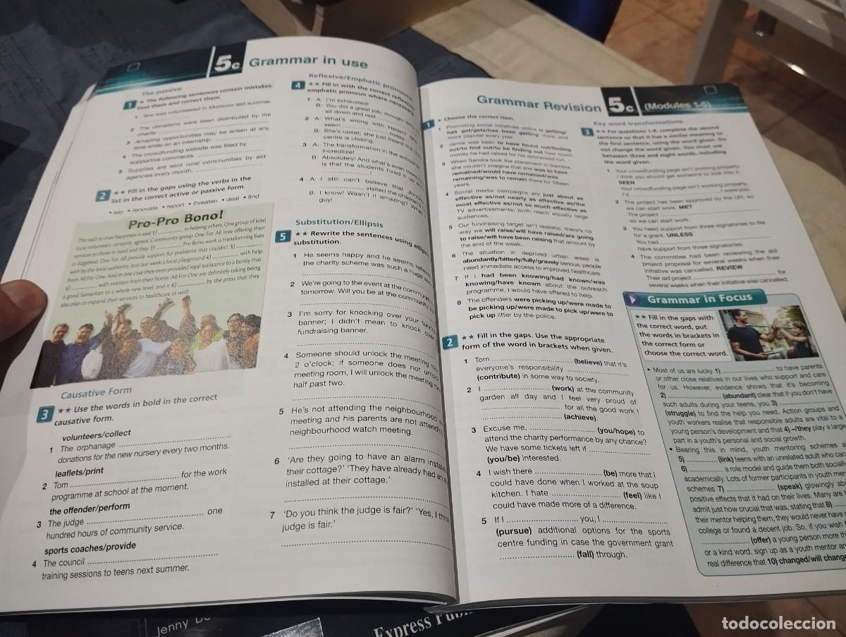 Libros de segunda mano: 2 LIBROS ON SCREEN C2 WORKBOOK & GRAMMAR BOOK / ON SCREEN C2 STUDENTS BOOK SIN USAR - Foto 2