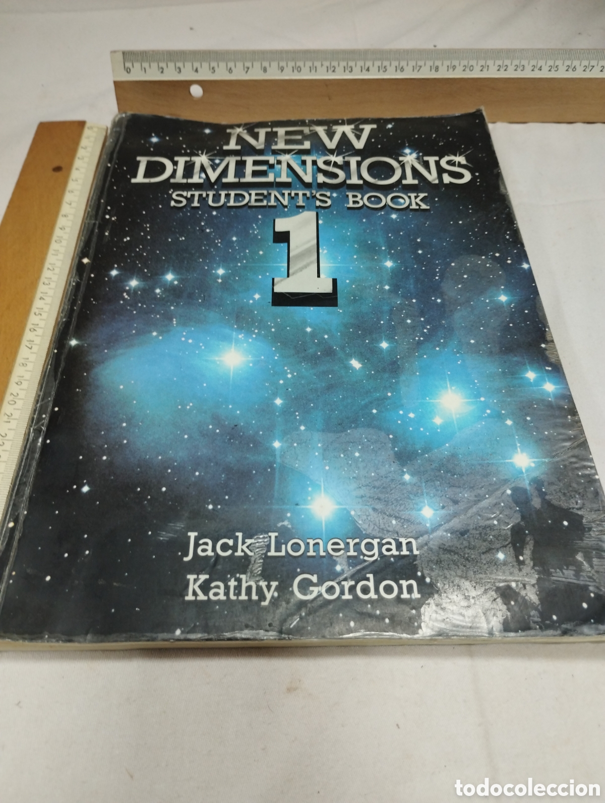 Libros de segunda mano: New dimensions. Student's book 1. MacMillan Publisher, 1987
