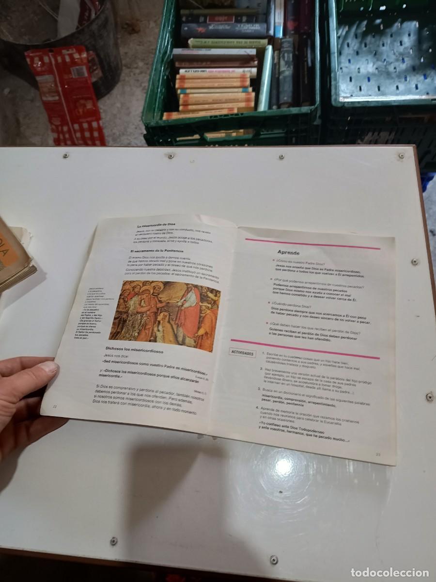 Libros de segunda mano: Religi&oacute;n 4 EGB Santillana - Foto 3