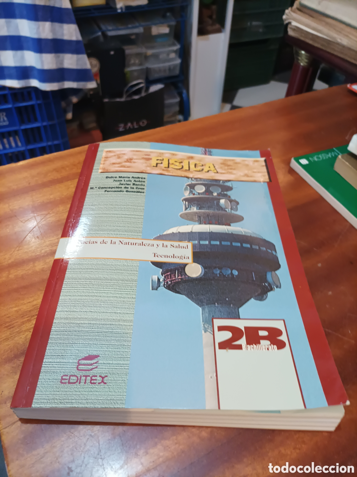 Libros de segunda mano: FISICA 2BACHILLERATO.CIENCIAS DE LA NATURALEZA Y LA SALUD .EDITEX