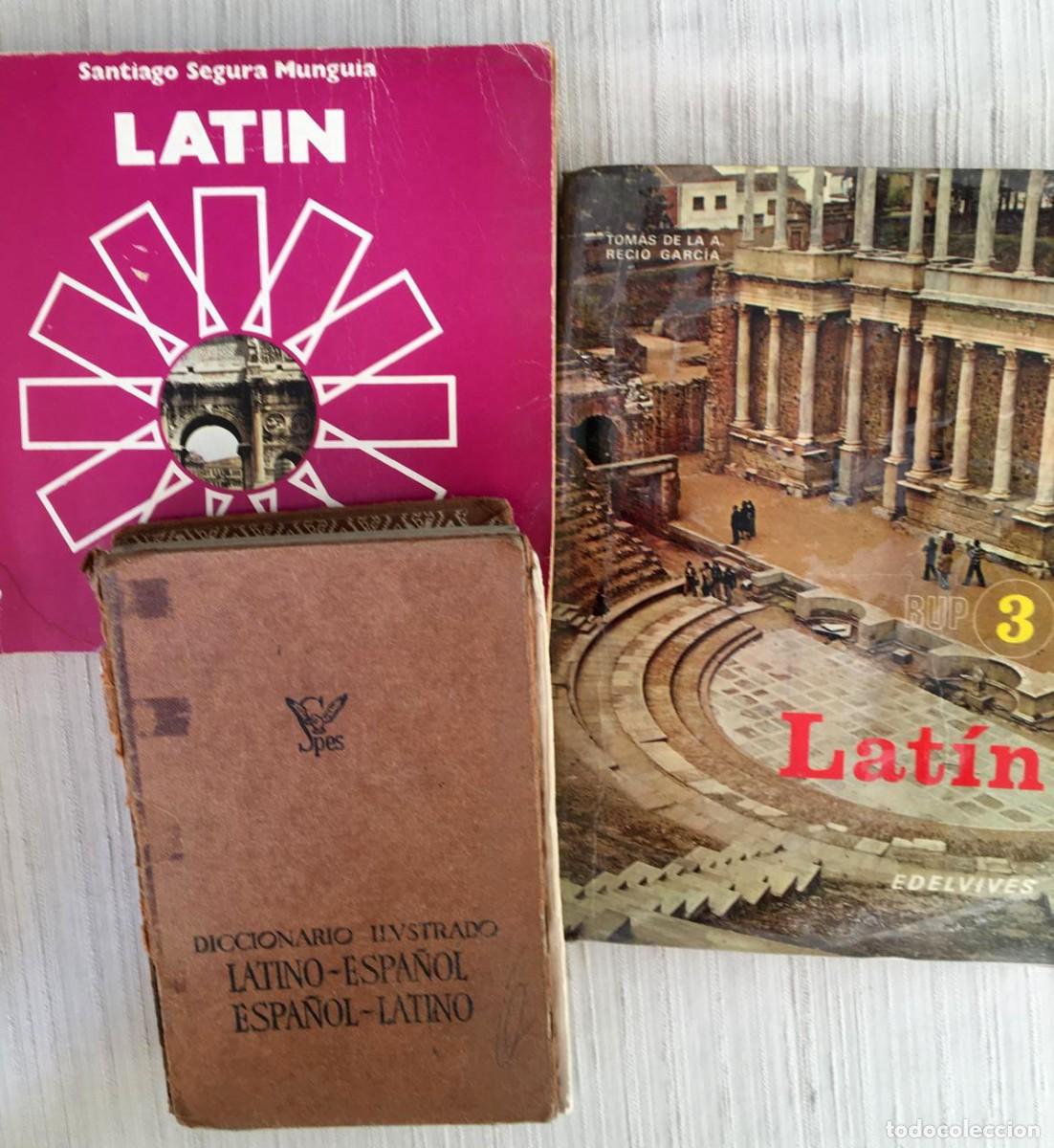 Libri di seconda mano: Lote de dos libros de lat&iacute;n de BUP y diccionario con ap&eacute;ndice de gram&aacute;tica