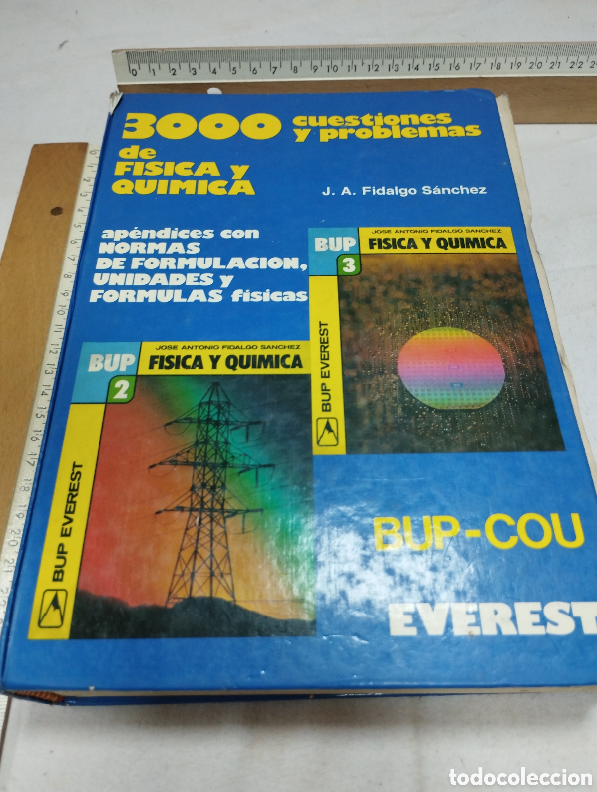 Libri di seconda mano: 3000 cuestiones y problemas de f&iacute;sica y qu&iacute;mica. BUP y COU, editorial Everest, 1985