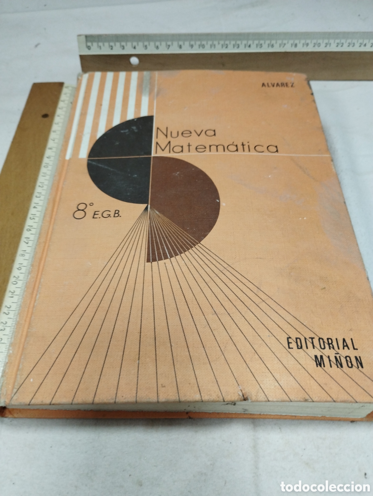 Libri di seconda mano: Nueva matem&aacute;tica. 8&deg; EGB. Editorial Mi&ntilde;&oacute;n, 1974