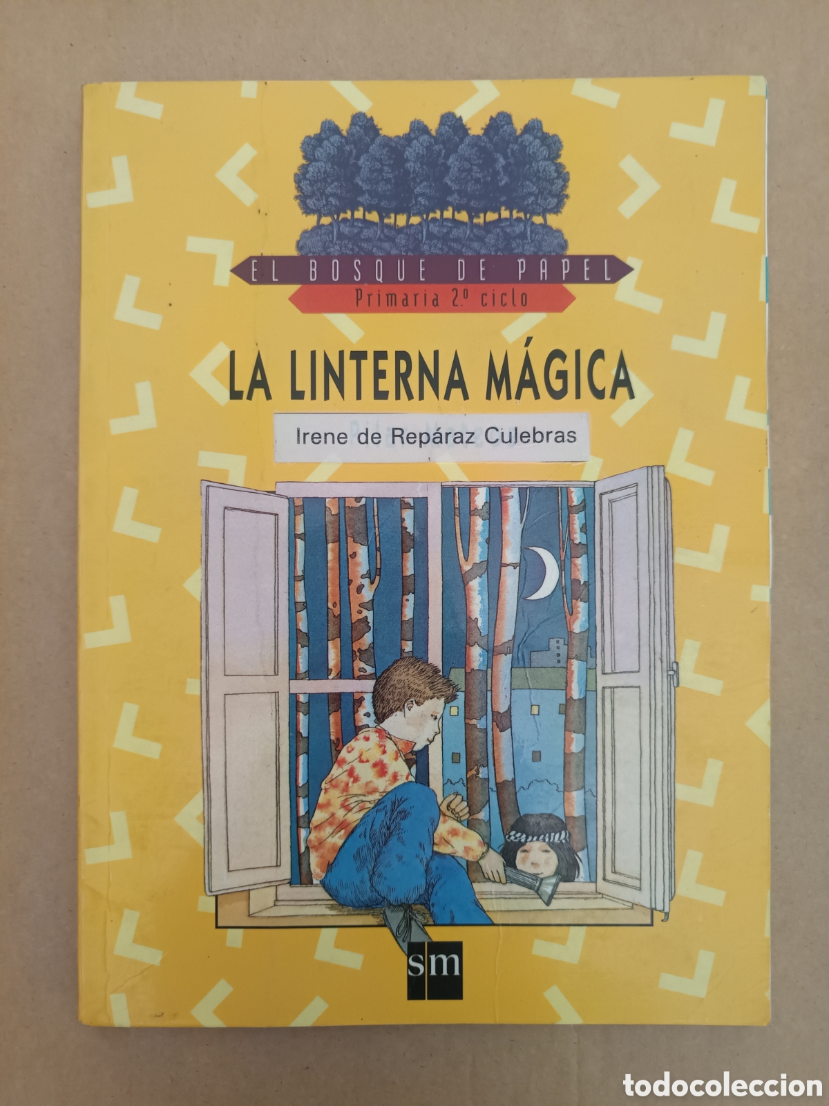 Libros de segunda mano: {&deg;_&deg;} La Linterna M&aacute;gica, por Pilar Mateos y Alfonso Ruano (SM, 1999). El Bosque de Papel / Primaria