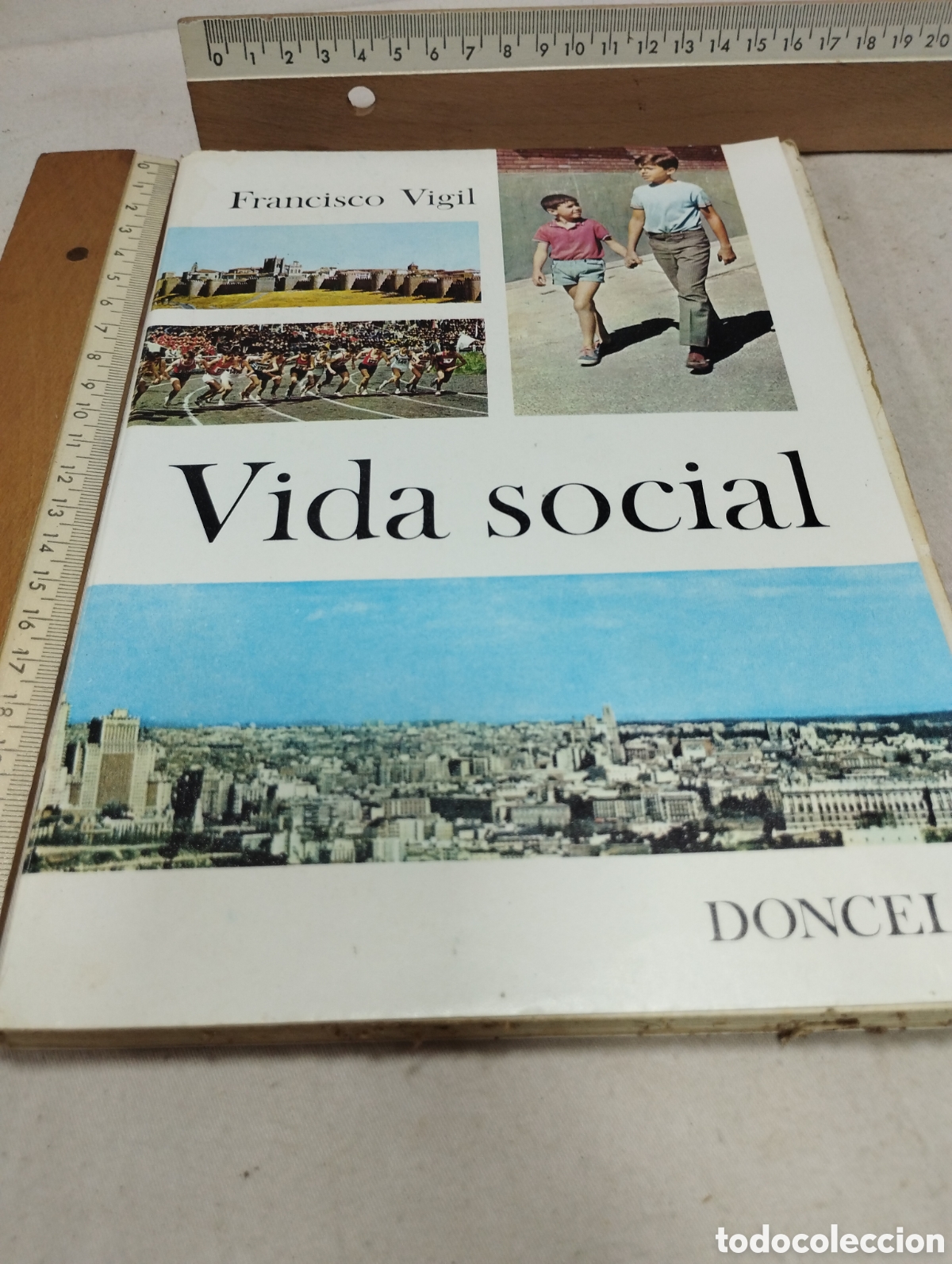 Libros de segunda mano: Vida social. Editorial Doncel, 1971