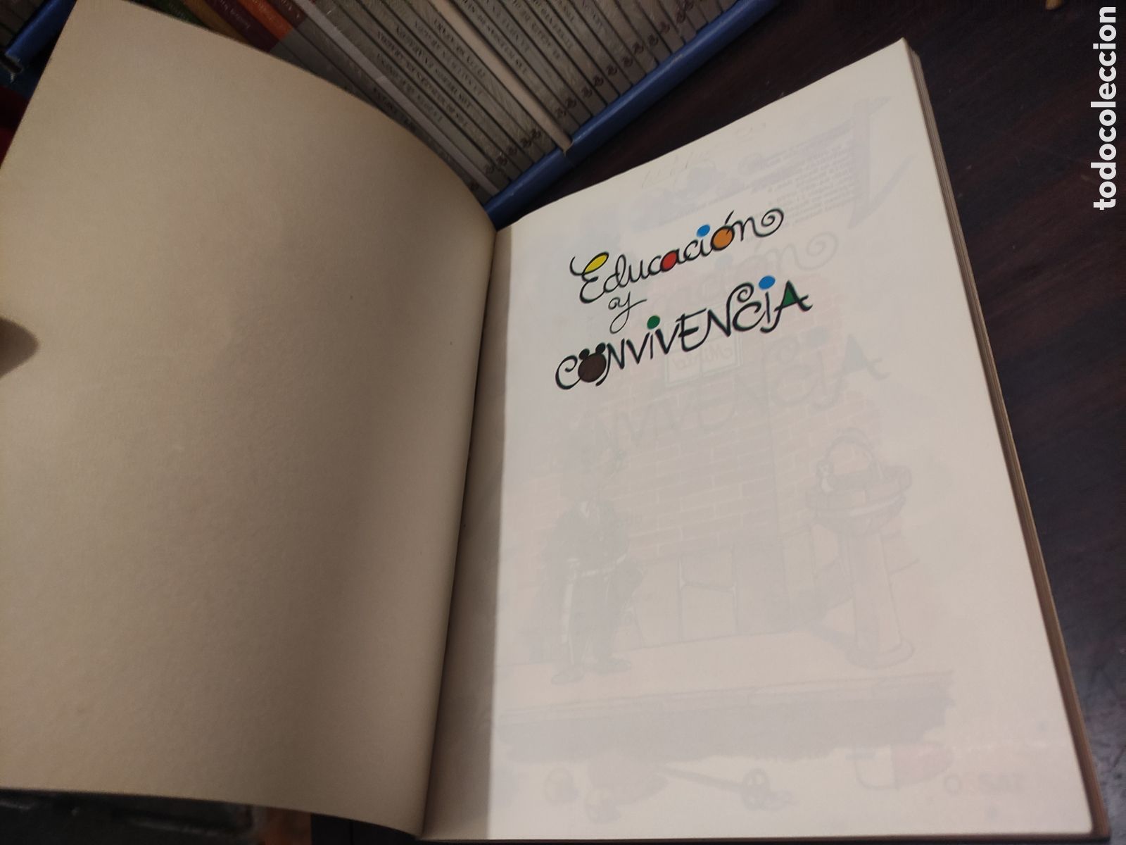 Libros de segunda mano: Educacion y Convivencia - Editorial DOSSAT. 1990 - Foto 5