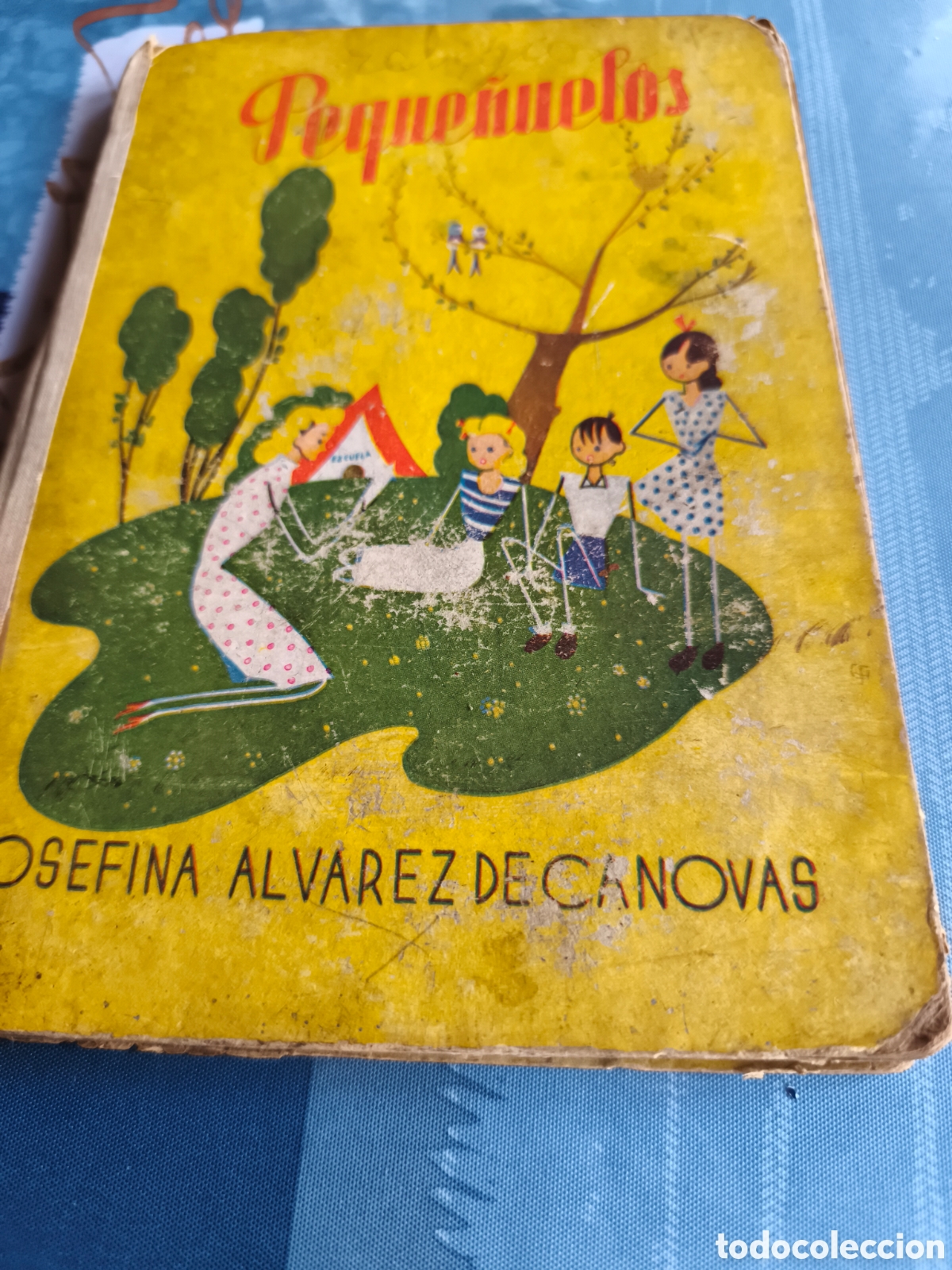 Second hand books: Antiguo libro de Escuela Peque&ntilde;uelos