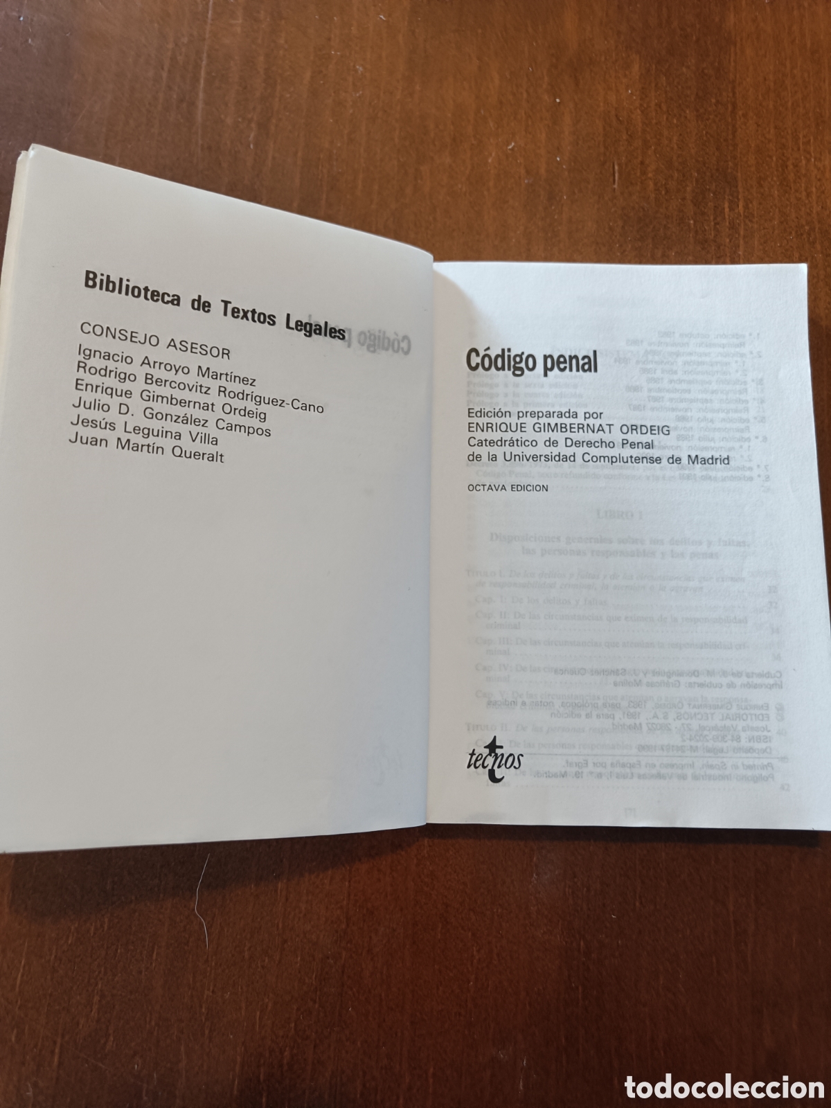 Libros de segunda mano: C&oacute;digo Penal editado en 1990 - Foto 3