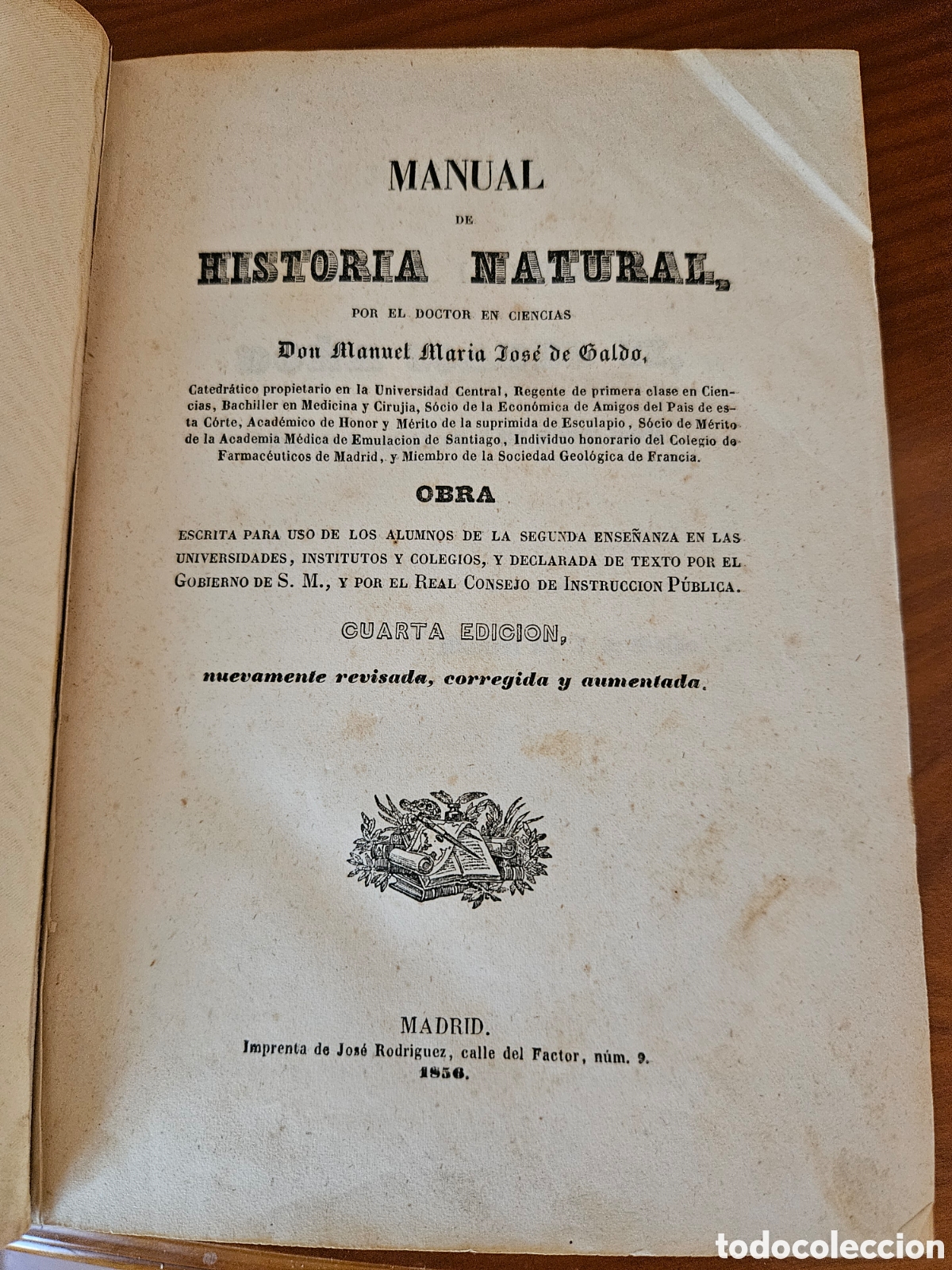 Libros de segunda mano: Manual de Historia Natural (Cuarta edici&oacute;n), escrito por el doctor y catedr&aacute;tico espa&ntilde;ol Don Manuel