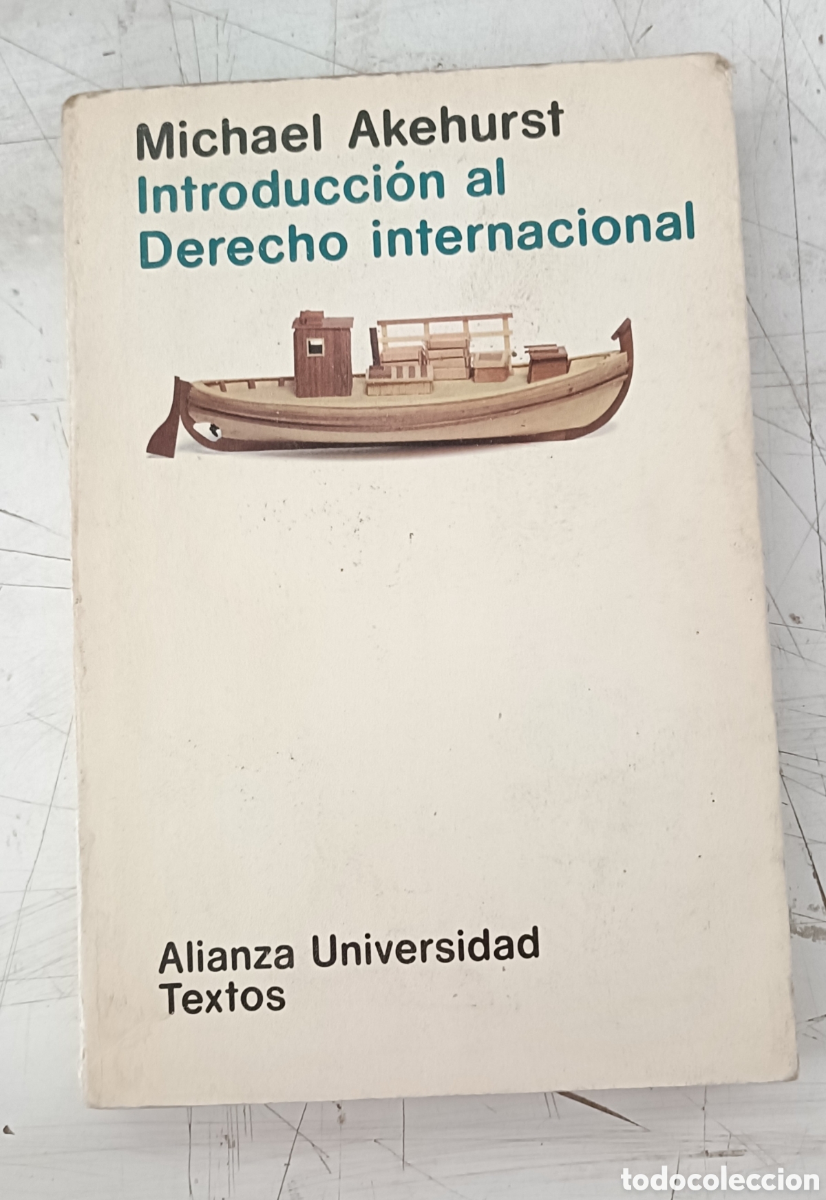 Libros de segunda mano: Introducci&oacute;n al derecho internacional. Michael Akehurst - Foto 1