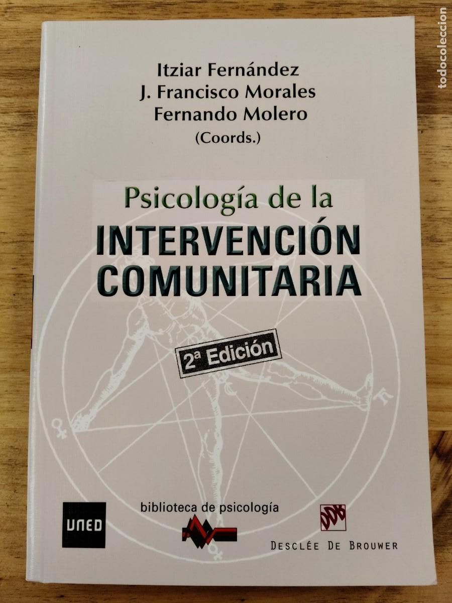 Libros de segunda mano: Psicolog&iacute;a de la intervenci&oacute;n comunitaria - V.V.A.A. - Descl&eacute;e de Brouwer - UNED, 2012