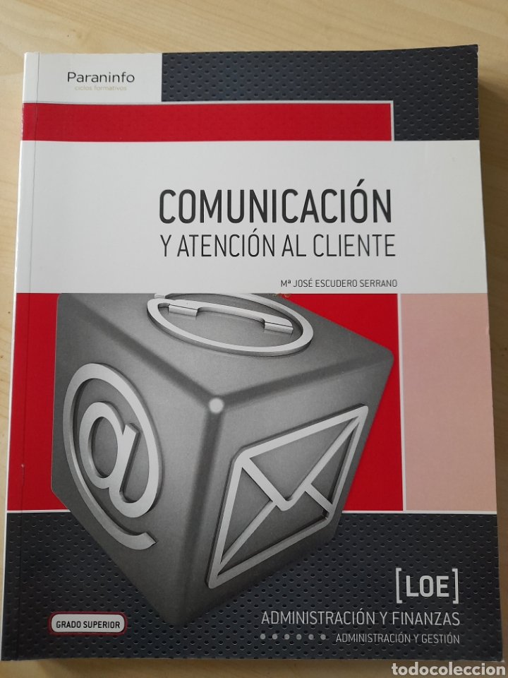 Libros: Comunicaci&oacute;n y atenci&oacute;n al cliente. Administraci&oacute;n y finanzas - Foto 1