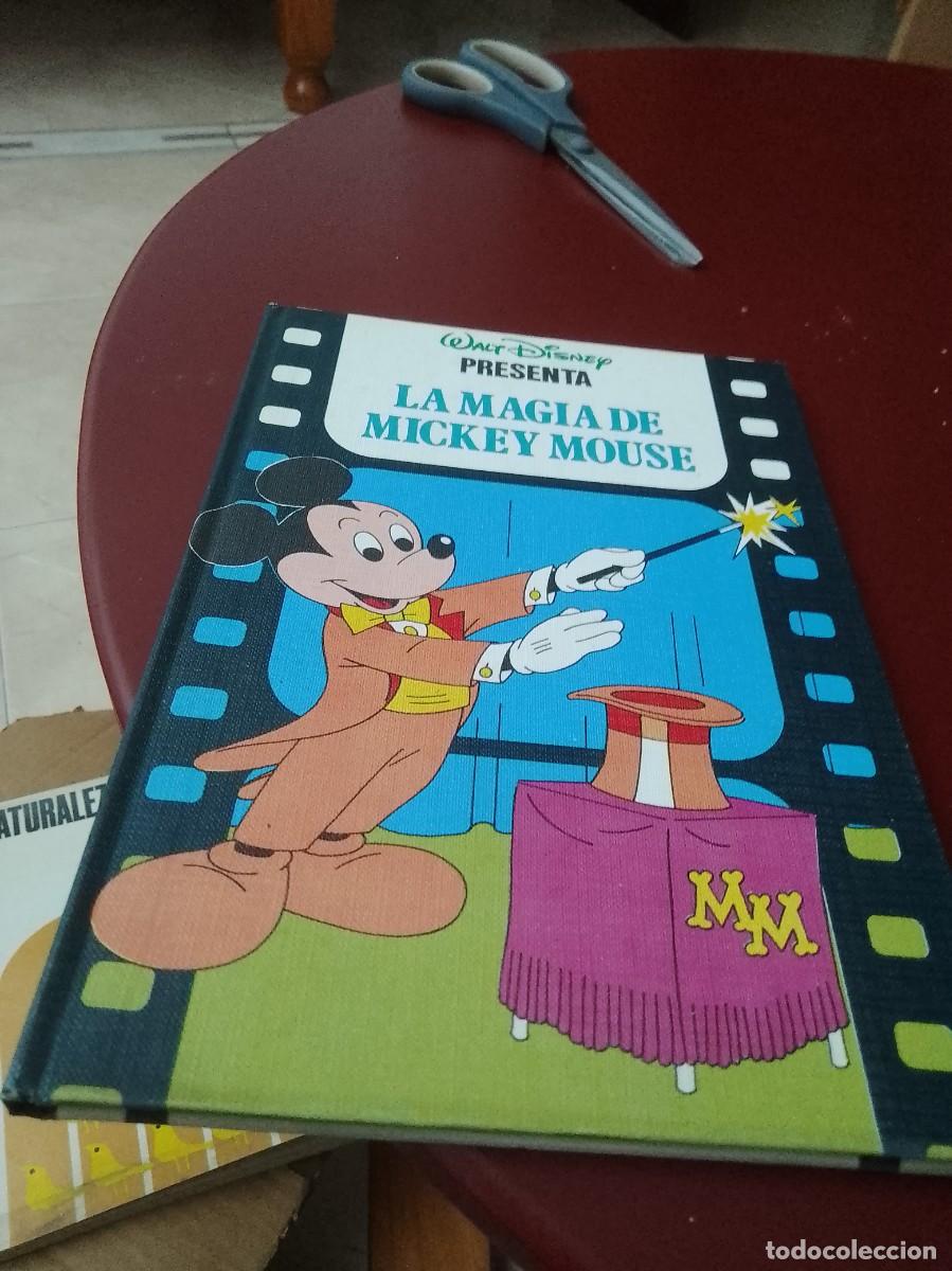 Libros: La magia de Mickey mouse como nuevo - Foto 1
