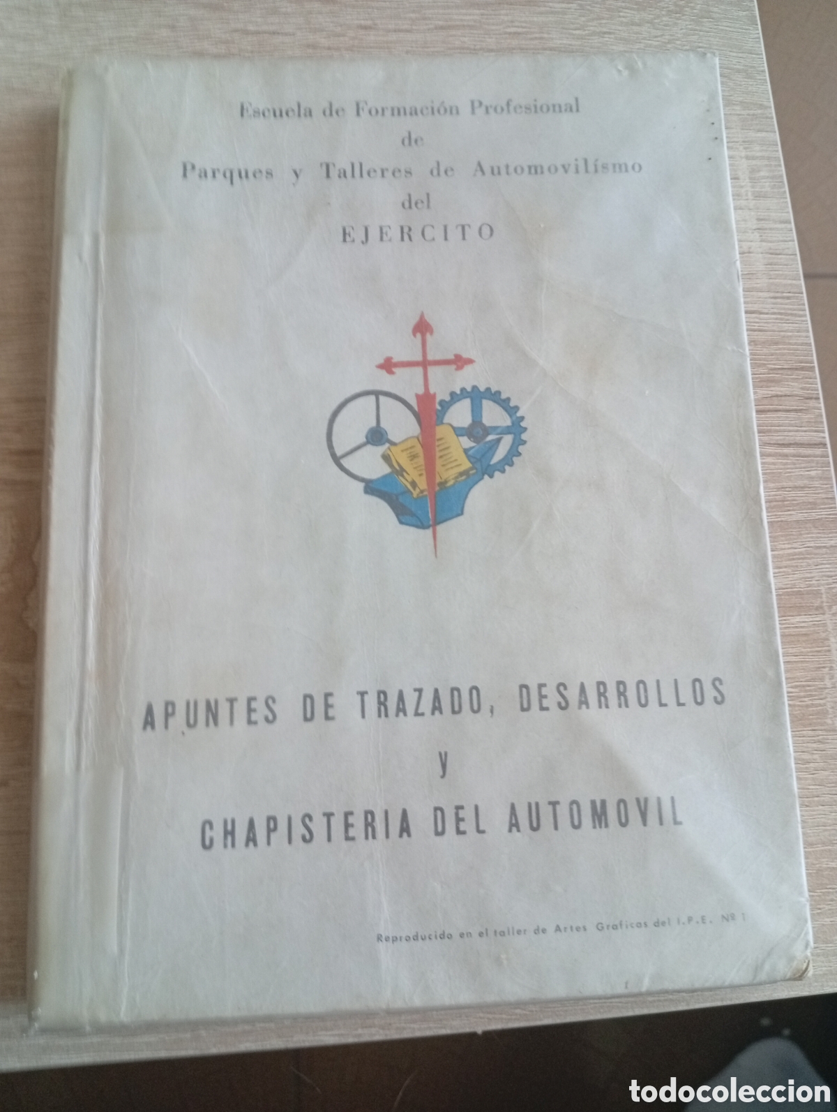 Libri: Escuela FP parques y talleres Ej&eacute;rcito, apuntes de trazado