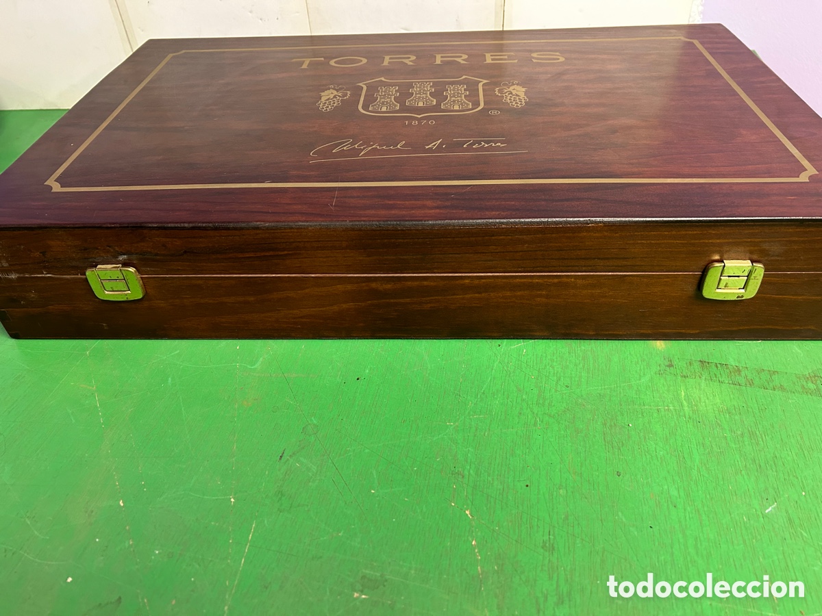 Libros: ESTUCHE MADERA BODEGAS TORRES N&Uacute;MERO 3 - Foto 2
