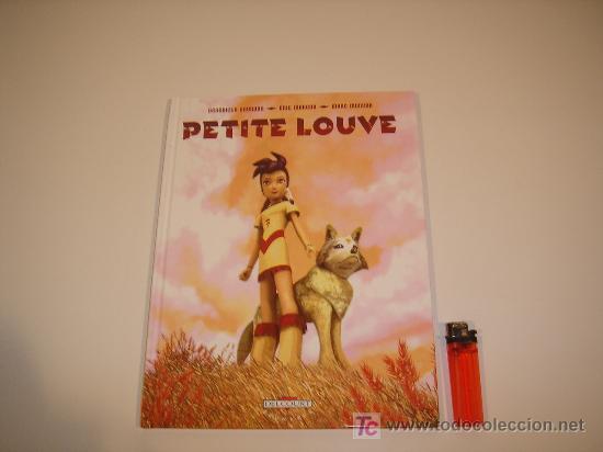 Libros: cuento petite louve esta escrito en frances nuevo - Foto 1