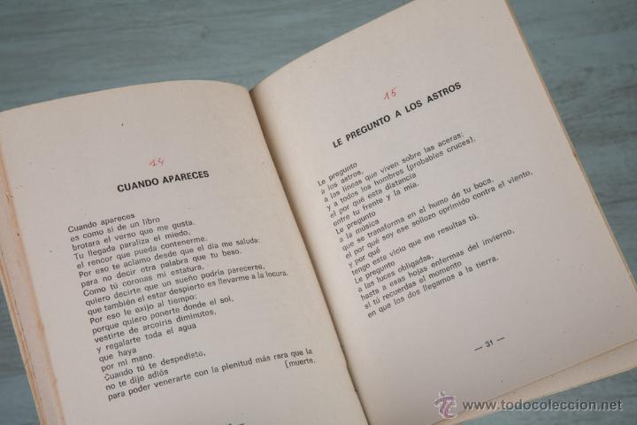 Libros: ROBERTO CAZORLA - UN PEDAZO DE AZUL EN EL BOLSILLO  - POEMAS 1978 - Foto 2