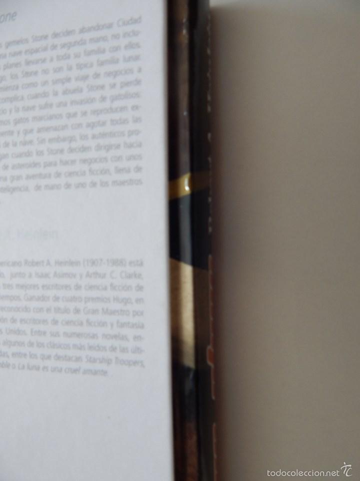 Libros: Los Stone - Robert A. Heinlein 2008 - Foto 4