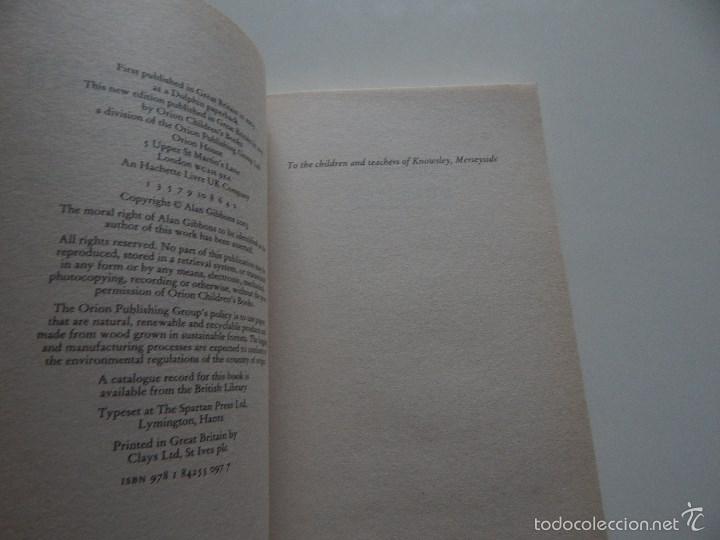 Libros: The dark Beneath - Alan Gibbons 2003 - Foto 6