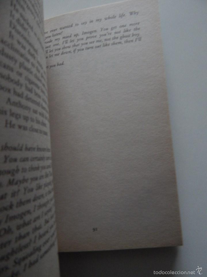 Libros: The dark Beneath - Alan Gibbons 2003 - Foto 9