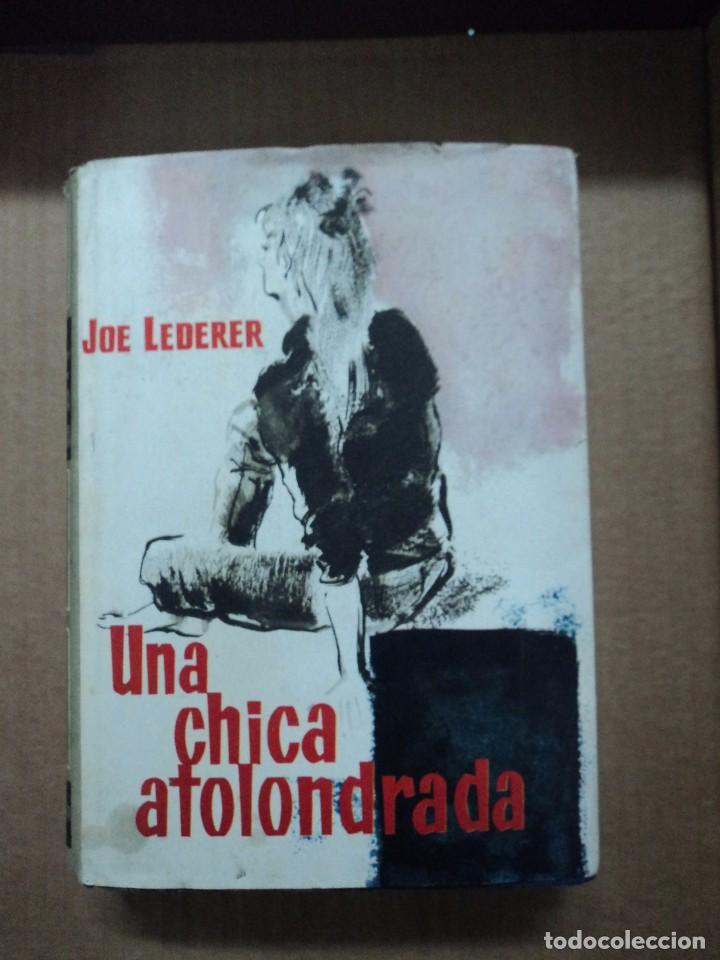 Libros: una chica atolondrada - Joe Lederer - Foto 1