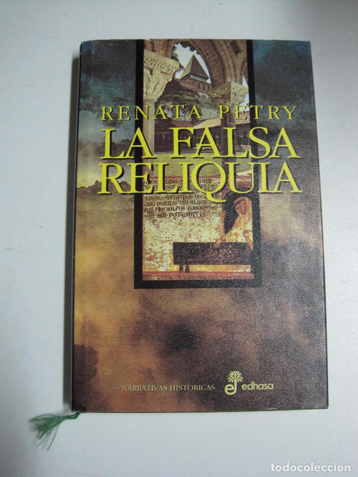 Libros: La falsa reliquia / Renata Petry - Foto 1
