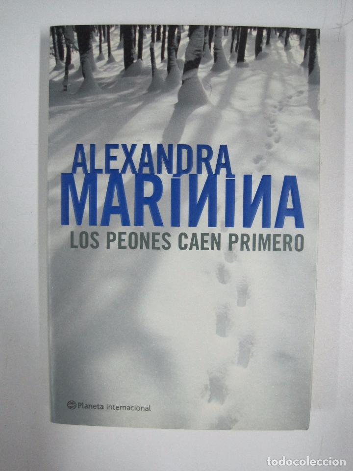 Libros: Los peones caen primero / Marinina Alexandra - Foto 1