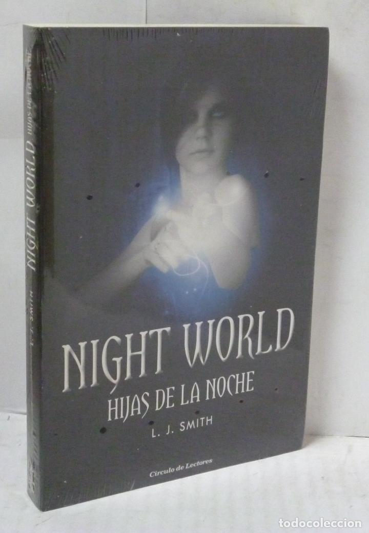 Libros: NIGHT WORLD. HIJAS DE LA NOCHE - Smith, L. J. - Foto 1