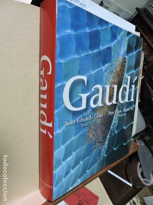 Libros: Gaud&iacute;. CIRLOT, Juan-Eduardo. Ed. Triangle Postals. Barcelona 2002 - Foto 1