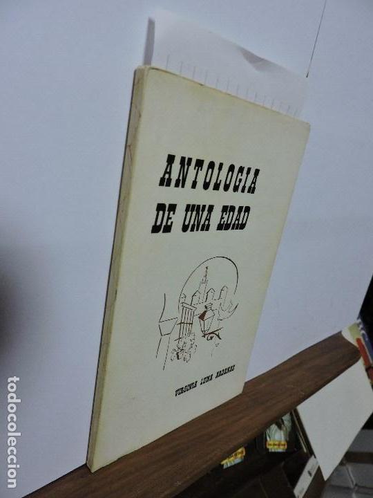 books: Antologia de una edad. ARDANAZ, Virginia Luna. Sevilla 1977