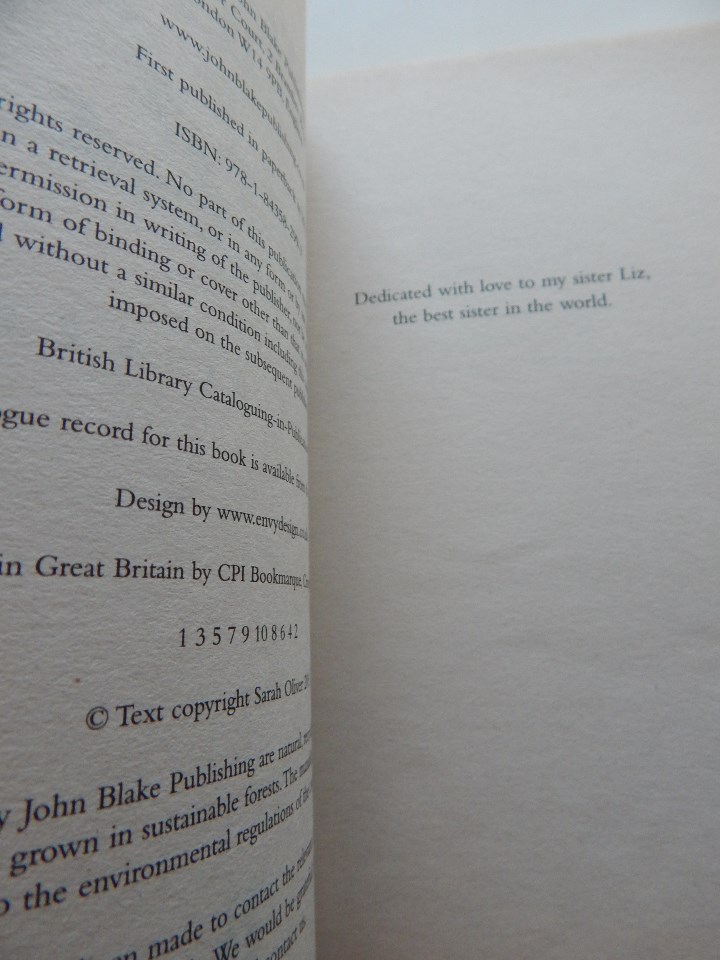 Libros: Miley Cyrus A-Z - Sarah Oliver, 2011 - Libro en ingl&eacute;s - Foto 6