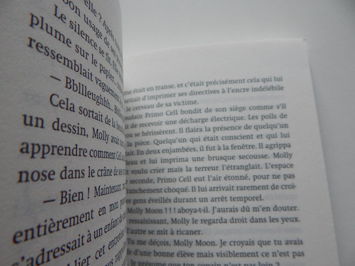 Libros: Molly Moon arr&ecirc;te le temps - Georgia Byng, 2004 - Libro franc&eacute;s - Foto 8