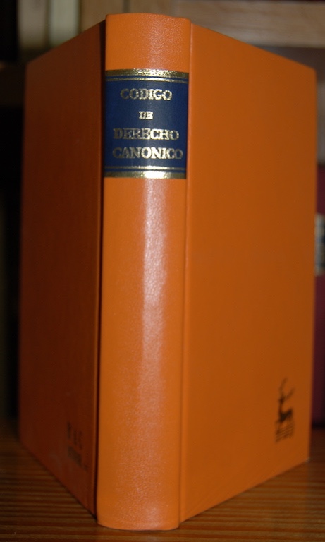 Libros: CODIGO DE DERECHO CANONICO. Edici&oacute;n biling&uuml;e - Foto 1