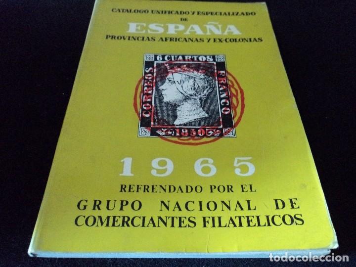 Libri di seconda mano: CATALOGO UNIFICADO Y ESPECIALIZADO DE ESPA&Ntilde;A PROVINCIAS AFRICANAS Y EX-COLONIAS EDIFIL 1965