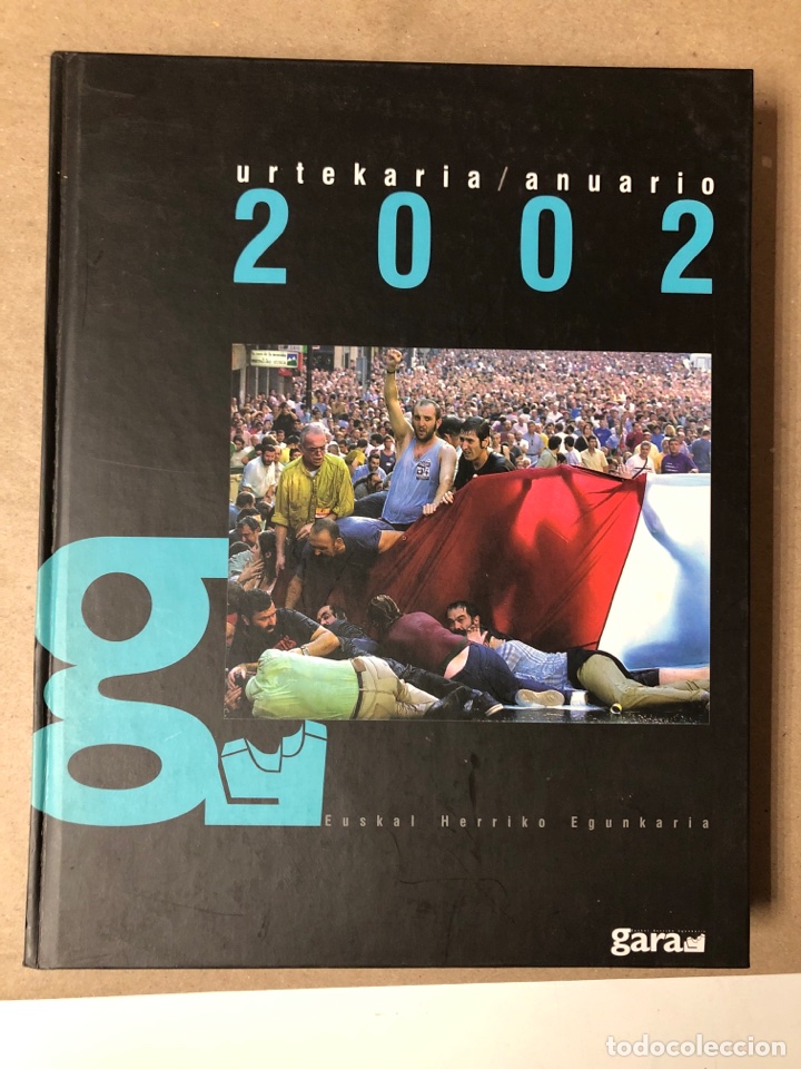 Libros: ANUARIO / URTEKARIA 2002 . GARA EGUNKARIA - Foto 1