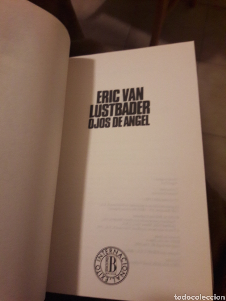 Libros: Ojos de &Aacute;ngel. Por Eric Van Lustbader. 1992 - Foto 4