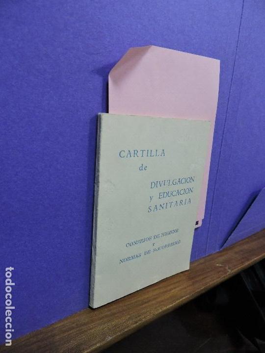 Livros em segunda m&atilde;o: Cartilla de divulgaci&oacute;n y educaci&oacute;n sanitaria. Consejos de higiene y normas de socorrismo. Madrid 66