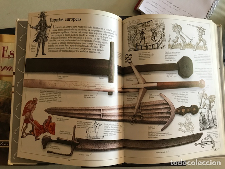Libros: Armas y armaduras. Biblioteca visual Altea - Foto 2