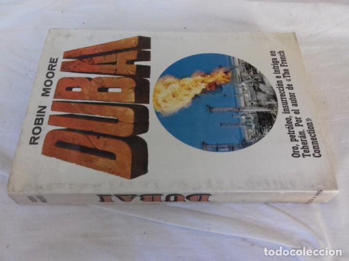 Livros em segunda m&atilde;o: DUBAI-ROBIN MOORE-PLAZA JANES-CM 1