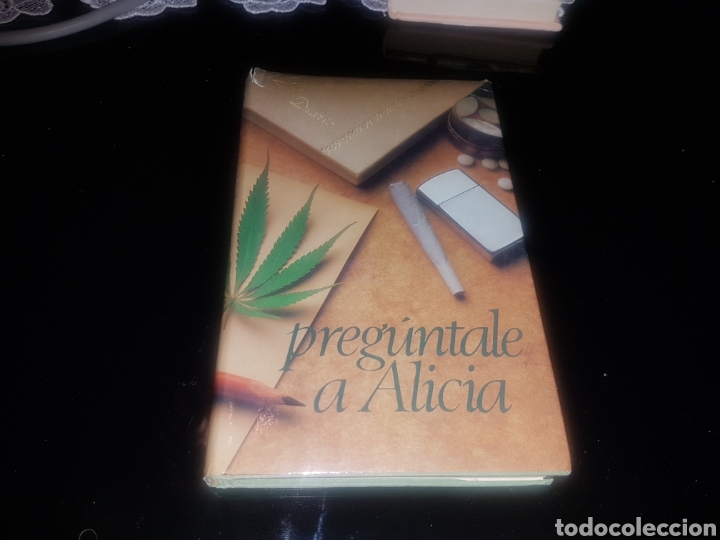 Libros: Preguntale a Alicia ( portada dificil) - Foto 1