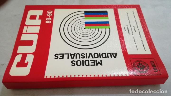 Libros: GUIA MEDIOS AUDIOVISUALES UNED / 89/90 - Foto 1