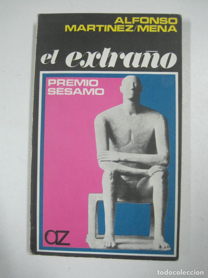 Libros: El extra&ntilde;o  / Alfonso Martinez-Mena - Foto 1