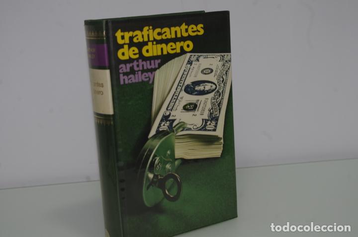 Libros: TRAFICANTES DE DINERO - Foto 1