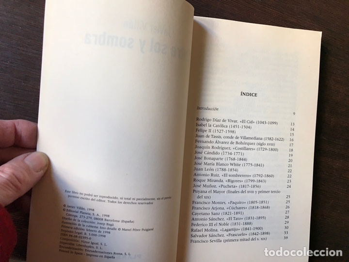 Libros: Entre sol y sombra. Javier Vill&aacute;n. Como nuevo - Foto 3