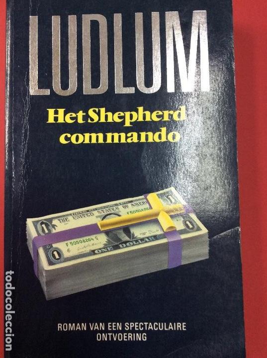 Libros: Ludlum Het Shepherb commando - Foto 1