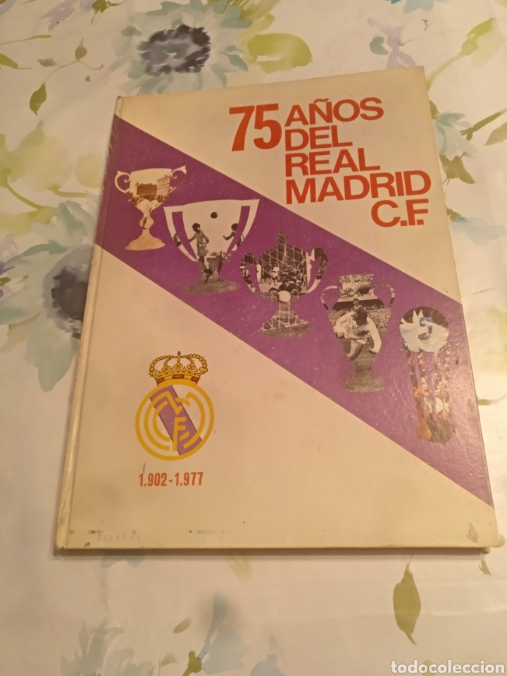 Libros: 75 a&ntilde;os del real madrid 1902 - 1977 buen estado segun fotos