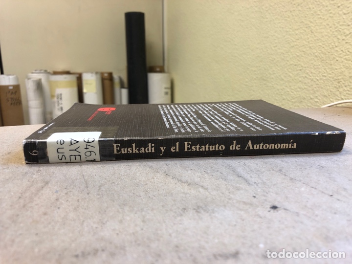 Libros: EUSKADI Y EL ESTATUTO DE AUTONOM&Iacute;A. VV.AA.. EDITA EREIN 1979. - Foto 8