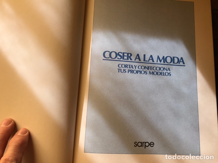 Libros: Coser a la moda. Corta y confecciona tus propios modelos. Buen estado - Foto 2