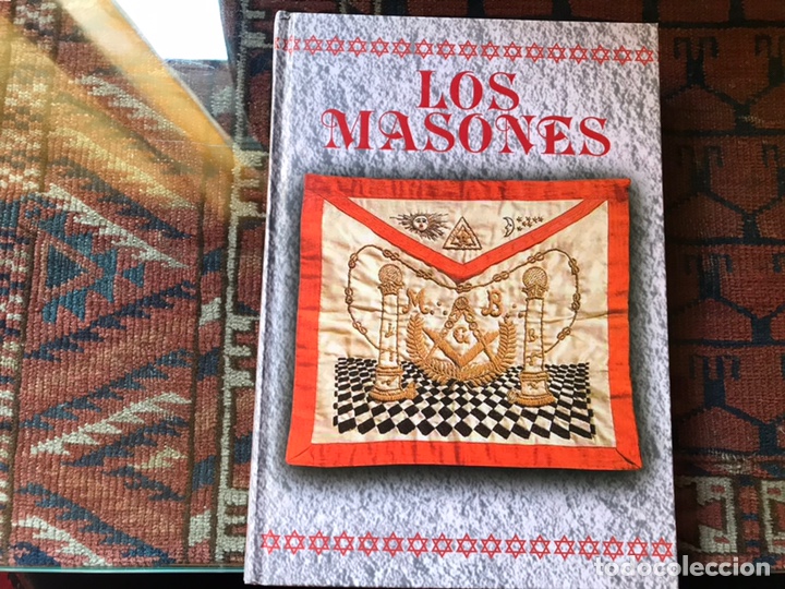 Libros: Los masones. Agust&iacute;n Celis. Como nuevo - Foto 1